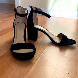 CL by Laundry black block heels size 7.5